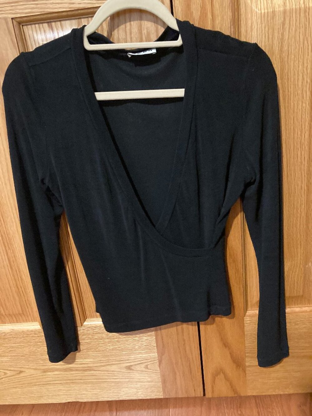 BCBG Stretchy wrap-top